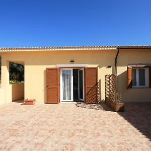Sardinia Rent 4 - 5 - 6 Badesi